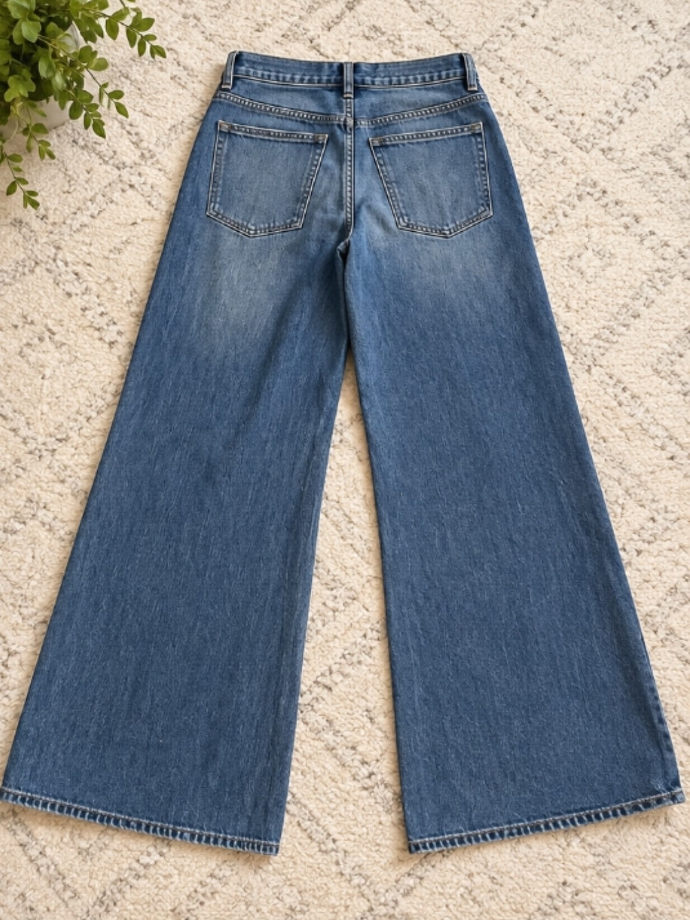 Madewell Wide-Leg Flare Jeans in Medium Blue Wash - Picture 2 of 2
